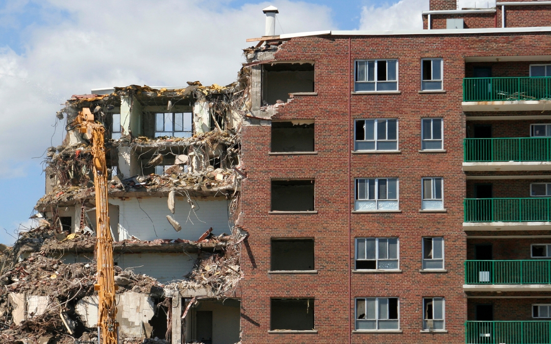 Derribos selectivos: cuándo y por qué elegir esta opción en tu proyecto