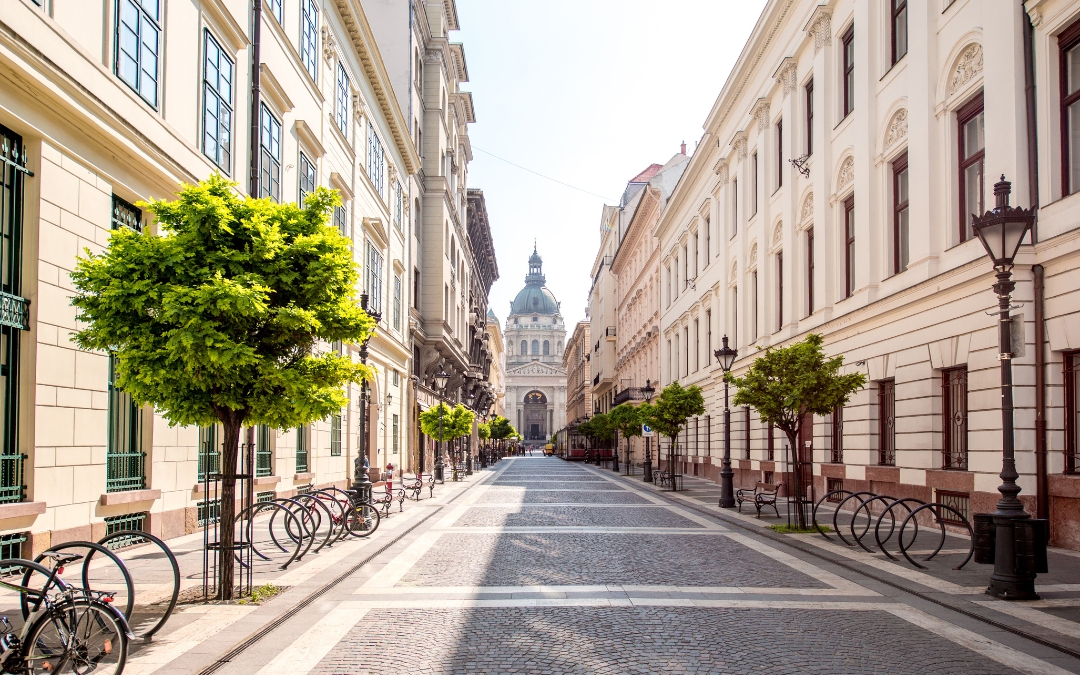 Cómo la demolición contribuye a la regeneración urbana sostenible